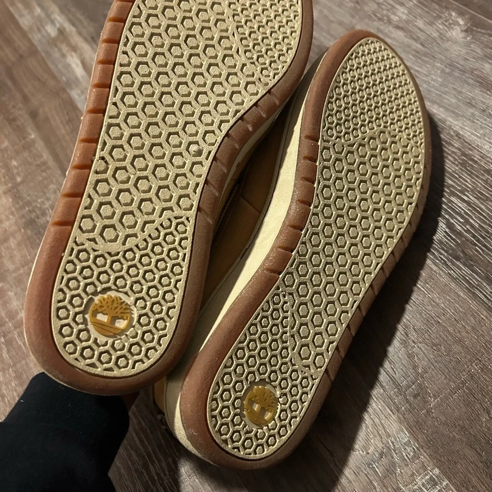 Timberland men’s boat shoes new buck 9.5 S22